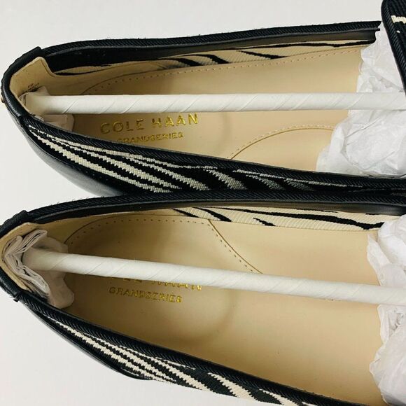 Cole Haan Modern Classics Slip on Flats Loafer Sz 5.5B in Zebra Print Knit - Picture 7 of 12